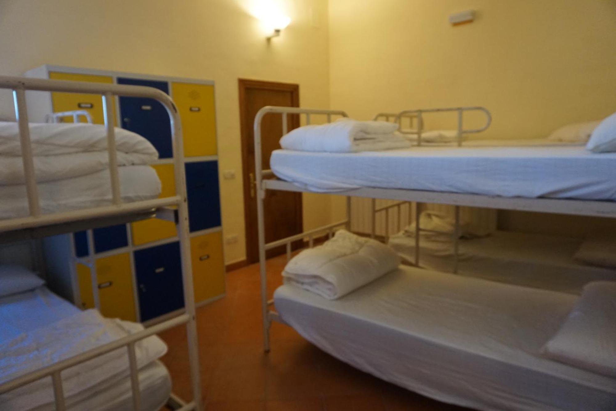 Albergue De Sos del Rey Católico Dış mekan fotoğraf